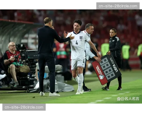 英格兰皮克福德延续主力地位 大赛经验丰富但出击时机常受质疑